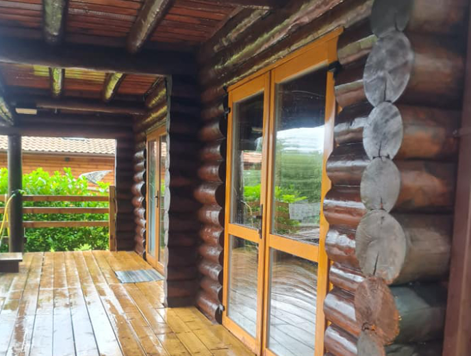 Lodge Exterior Cleaning